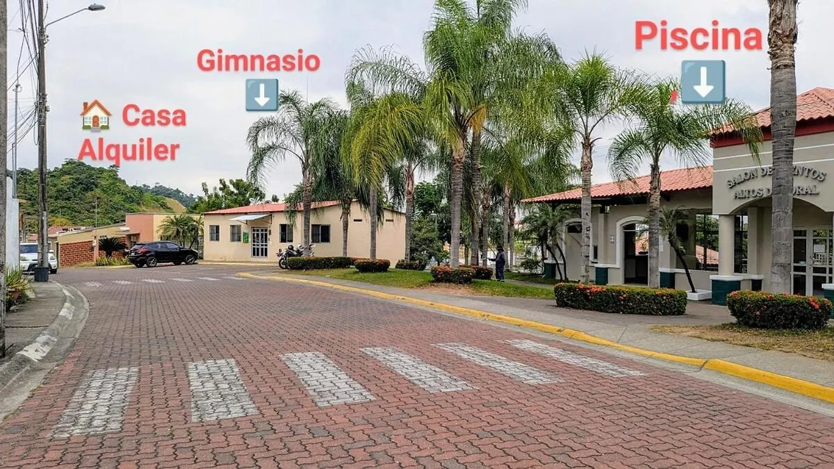 Villa con Piscina Mirador y Seguridad Privada Guayaquil